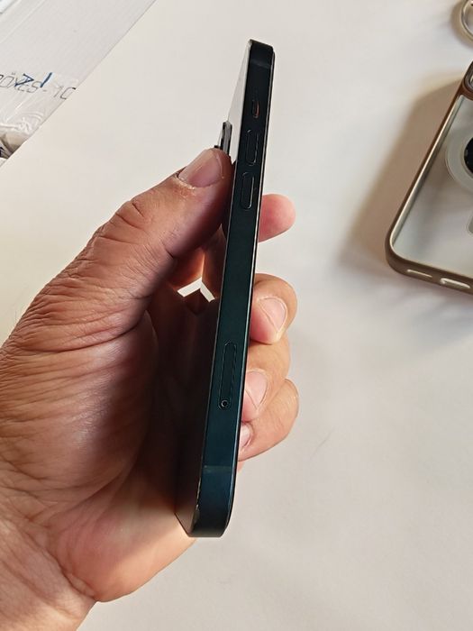 iPhone 14 128GB Батерия 84%