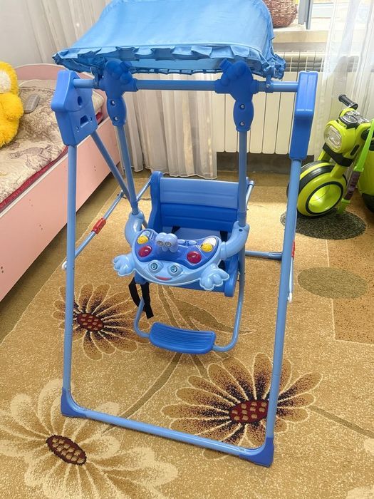 Продам качели детские новые