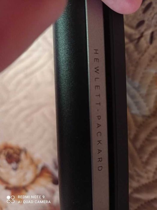 Отличен Лаптоп HP Probook 470 в перфектно състояние