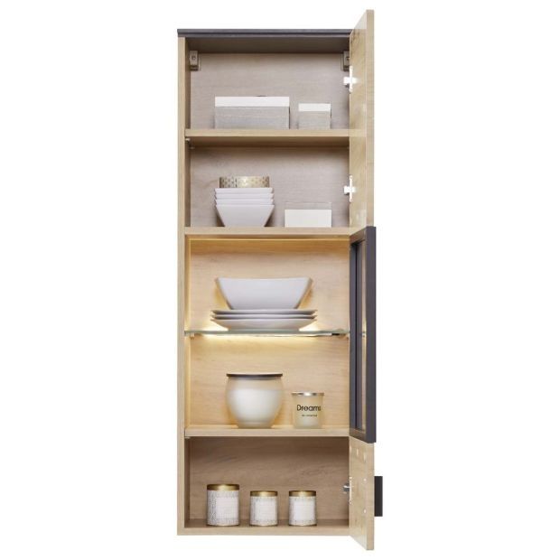 Стенна витрина в модерен стил