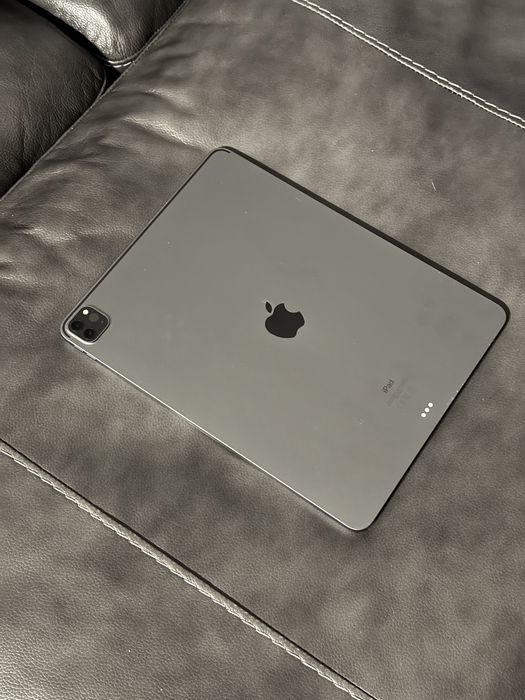 Apple iPad Pro M1 (2021) 256gb 12.9in + Apple Pen 2
