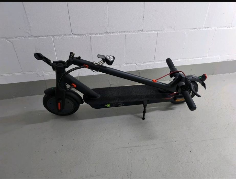 Trotineta electrica adulți Zamelux e9 (2025)