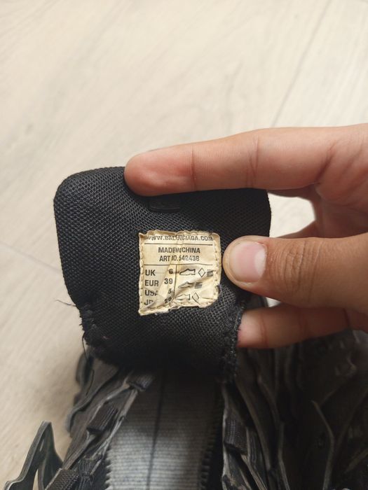 Balenciaga track 1 black