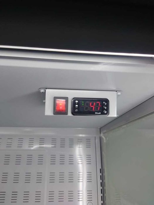 Vitrina Frigorifica Supermarket 3,19m / 5 usi/ Agregat Extern / Nou