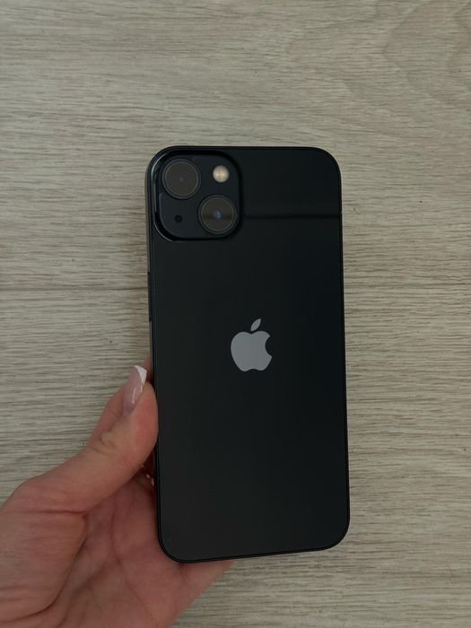 Продам айфон 13 128гб