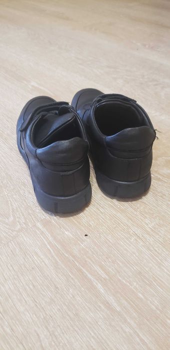 Ботинки кожа, школьная обувь, кроссовки 33р