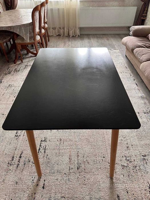 Гостиный стол с доп короткими ножками