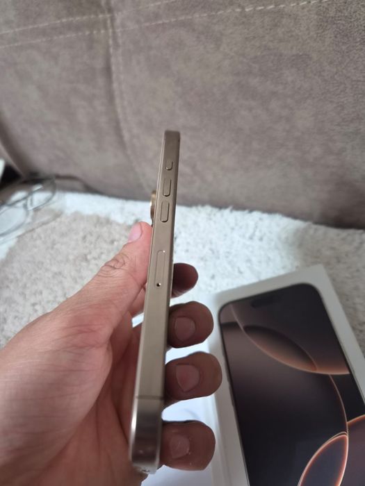 Айфон 16про 256гб