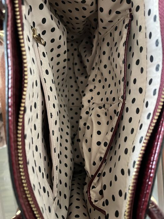 Geanta dama bordo cu elemente aurii nefolosita