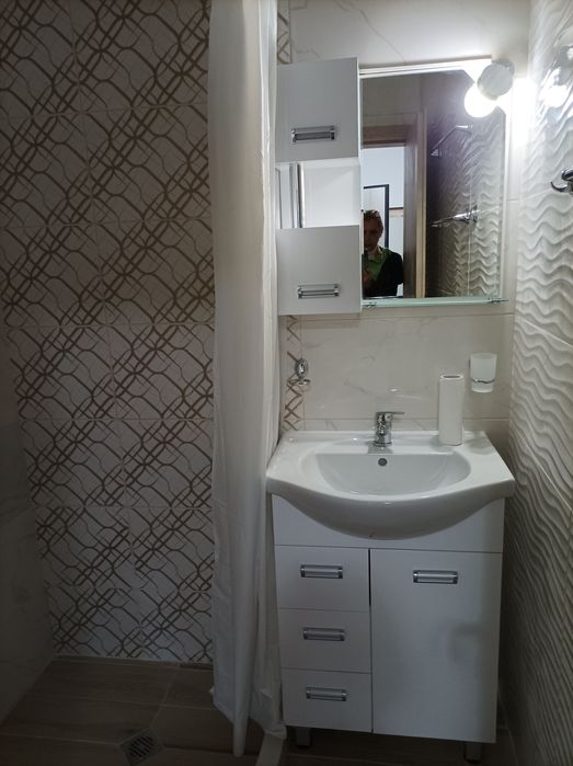 Продава се Двустаен апартамент в Варна, Левски - 70 кв.м за 2856 €/кв.м - Снимка #2