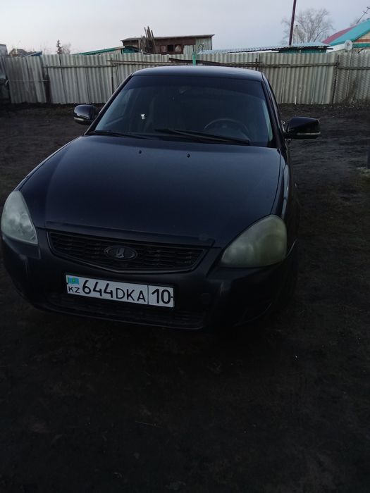 Лада Приора в черном цвете