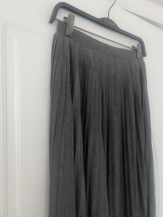 Дамска плисирана пола