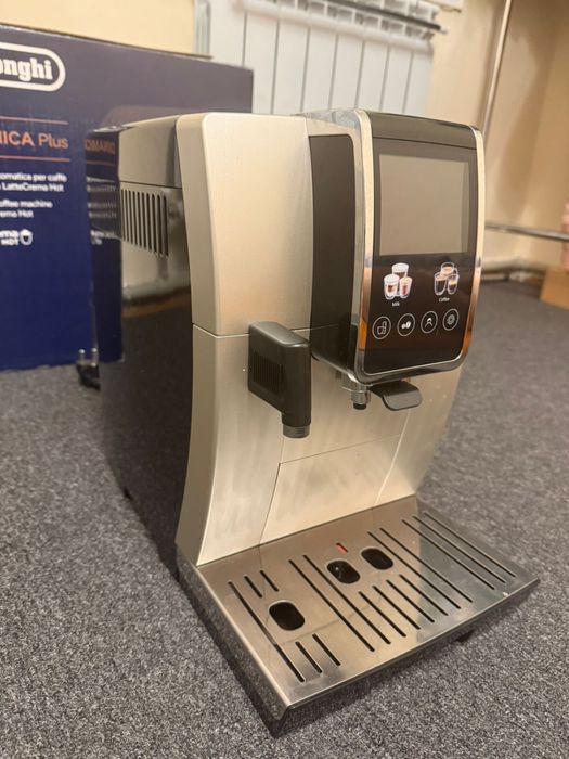 кофемашина De’Longhi Dinamica Plus