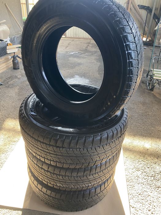 Продам шины 235/65/16 С