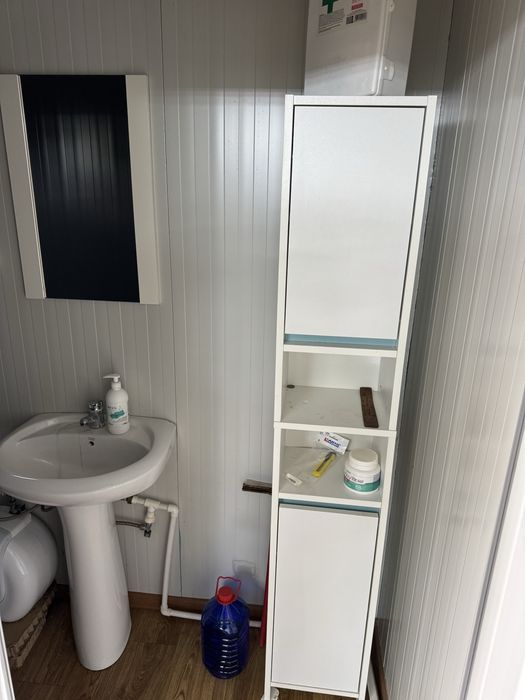 De vanzare - Container Barber Shop 16mp – Complet Utilat