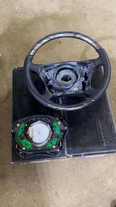 Продаю руль  мерседес