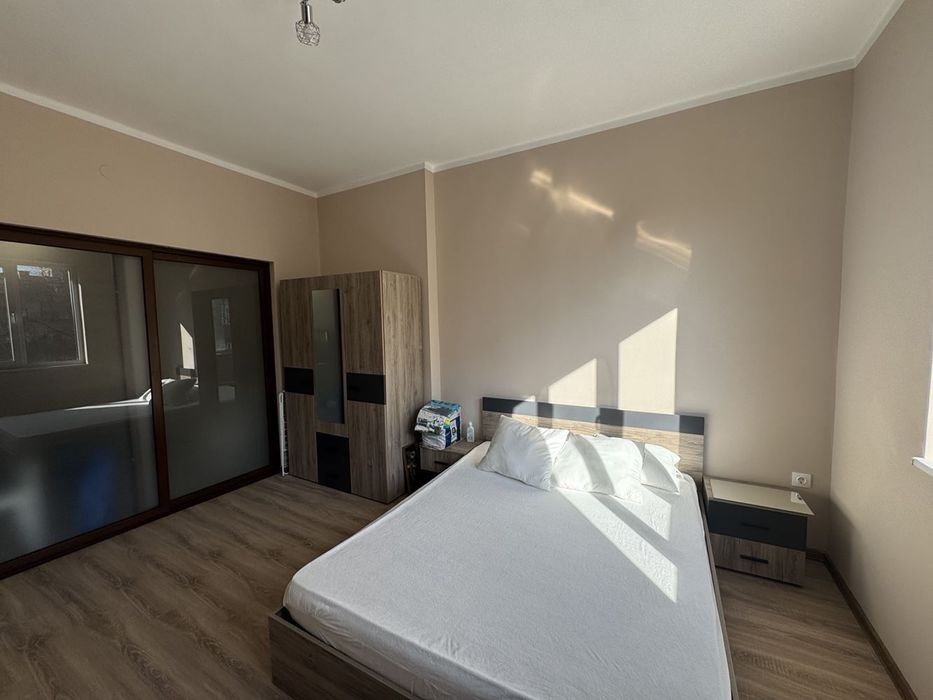 Тристаен апартамент в отлично състояние! ТОП локация!