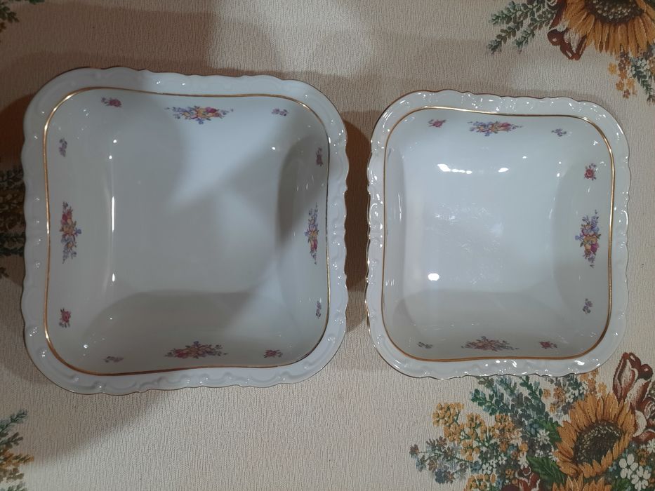 Старая "KAHLA", абсолютно новые, очень красивые пара салатников (22×22