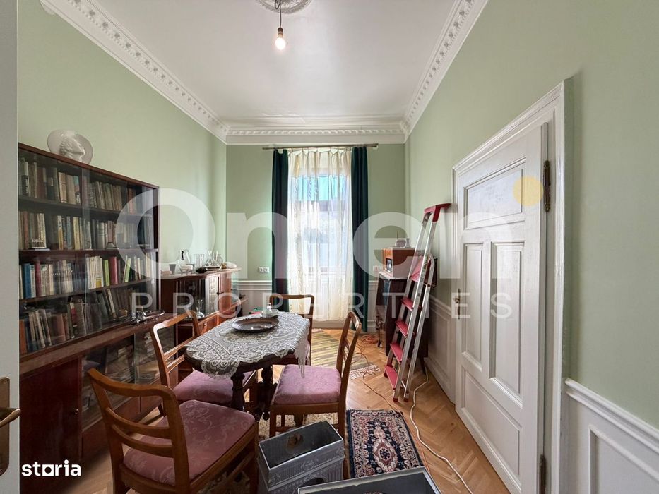 Casa renovata cu curte pentru inchiriere, zona Centrul Vechi