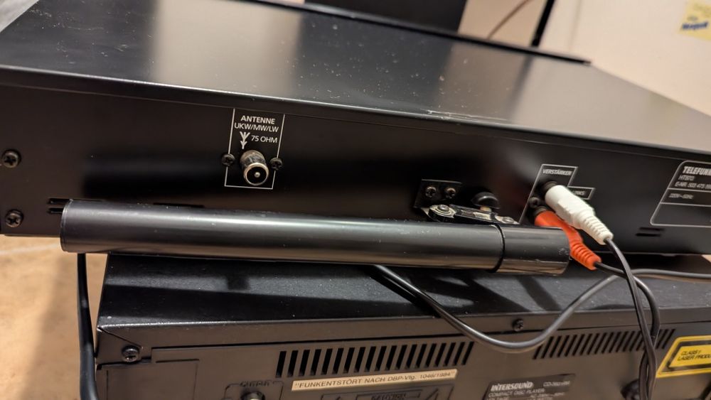 Tuner Telefunken HT870 - rezervat