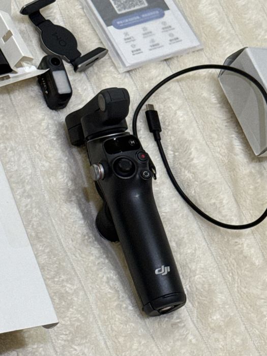 DJI OSMO 7P срочно сотилади