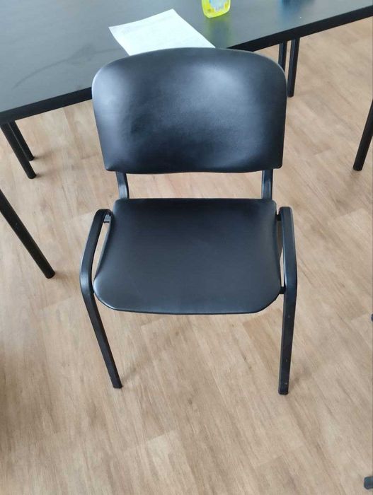 стулья офисные/ для покупателей