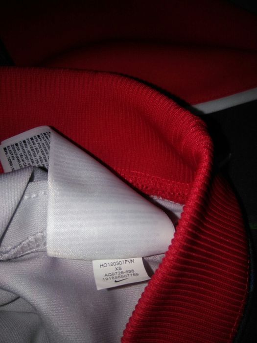 Bluza trening de damă Nike mărimea XS/S