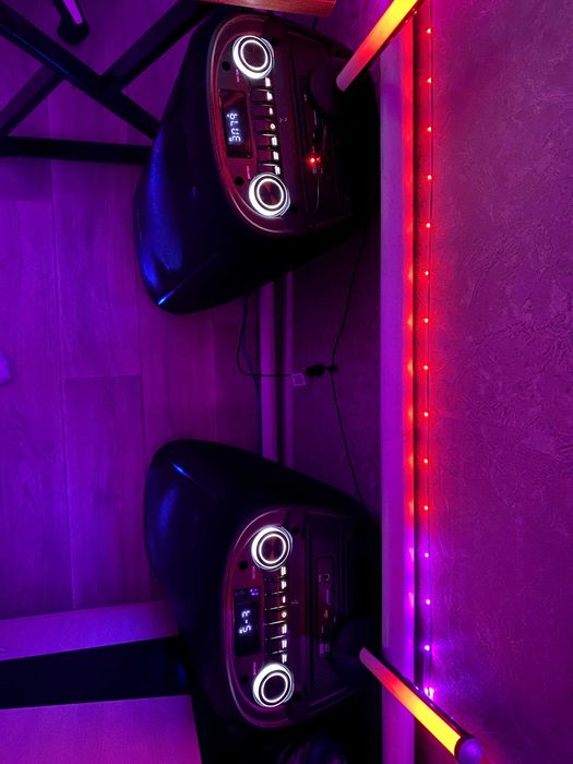 Продам 2 колонки ELTRONIC CRAZYBOX 1000