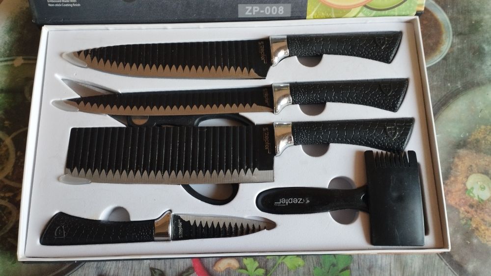 Набор кухонных ножей. Немецкий