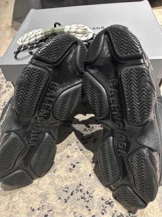 Vand Balenciaga Triple S