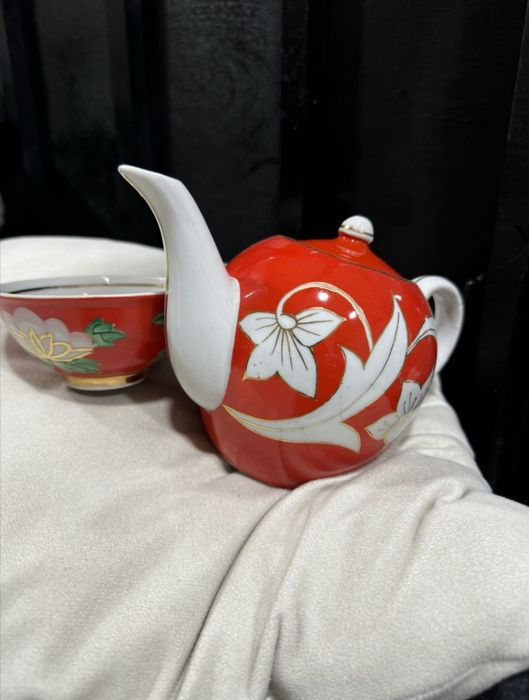 Продаю посуду в отличном состоянии в узбекском старинном стиле !!!