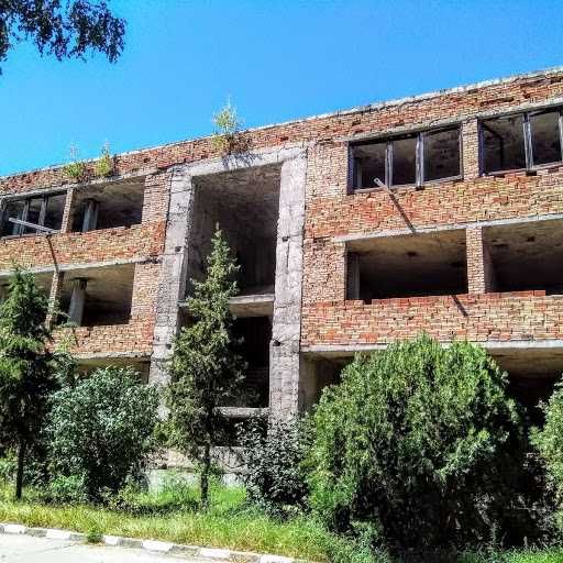 Продавам промишлена сграда