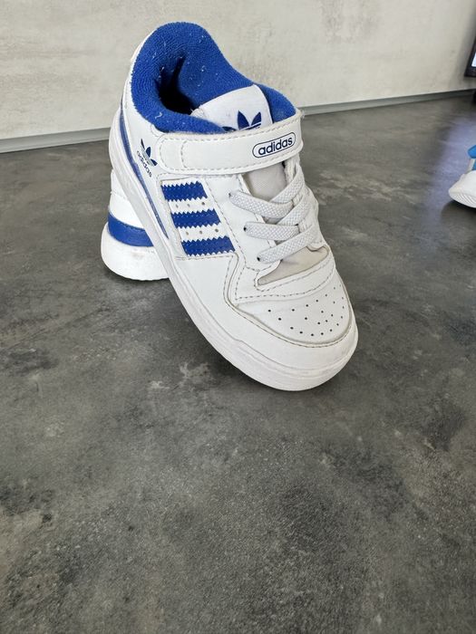 Adidasi copii marimea 25/22