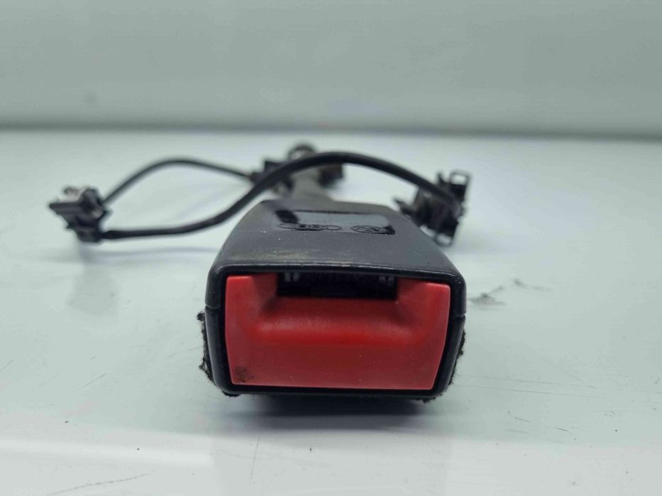 Capsa centura stanga fata Audi A4 (8K5, B8) Avant [Fabr 2008-2015] 8K
