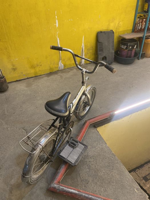 Велосипед Размер 16 Состояние среднее