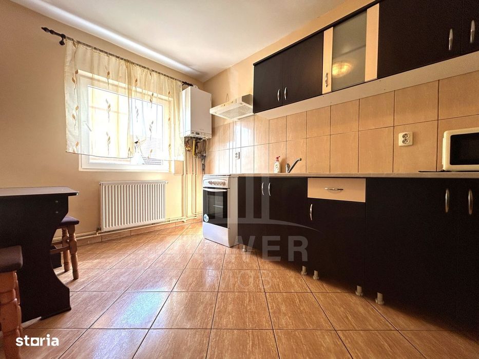 Apartament cu 3 camere, 2 băi și loc de parcare în curte – Turnișor — fotografia 1