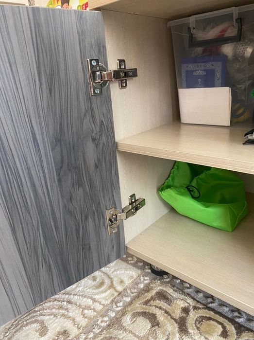 Подставка под телевизор