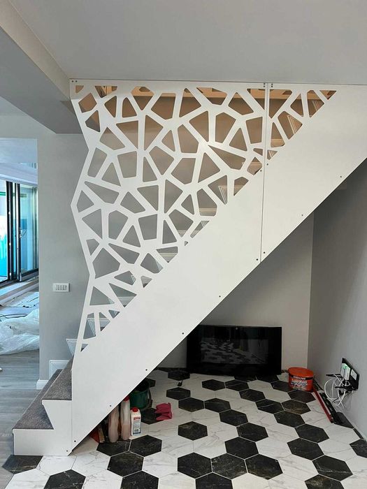 Garduri ,Balustrade si Ansambluri porti