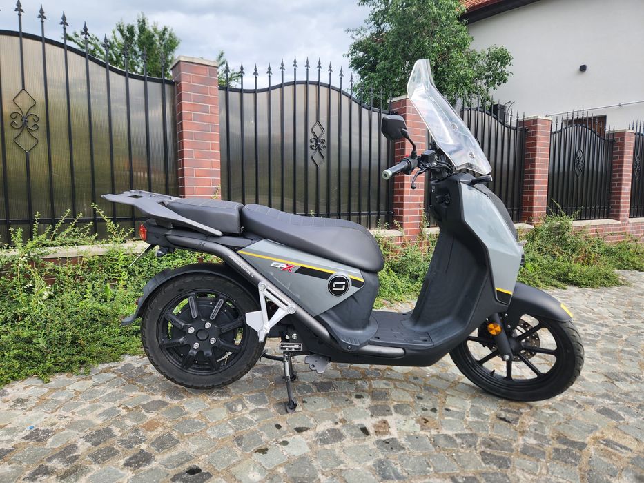Super Soco CPX electric 2 acumulatori