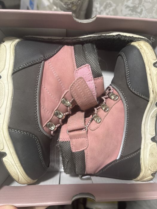 Ботинки на девочку