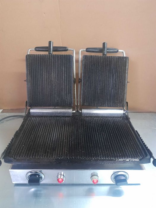 Двоен контактен грил; тостер преса