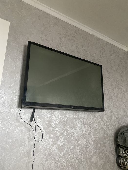 Большая лж телевизор