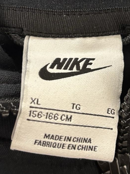 Nike tech оригинален