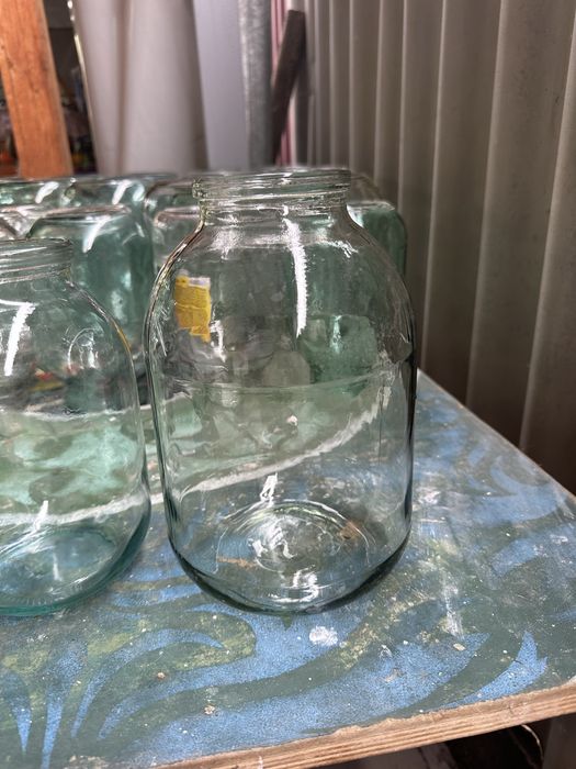 Продам 2х - 3х литровые банки