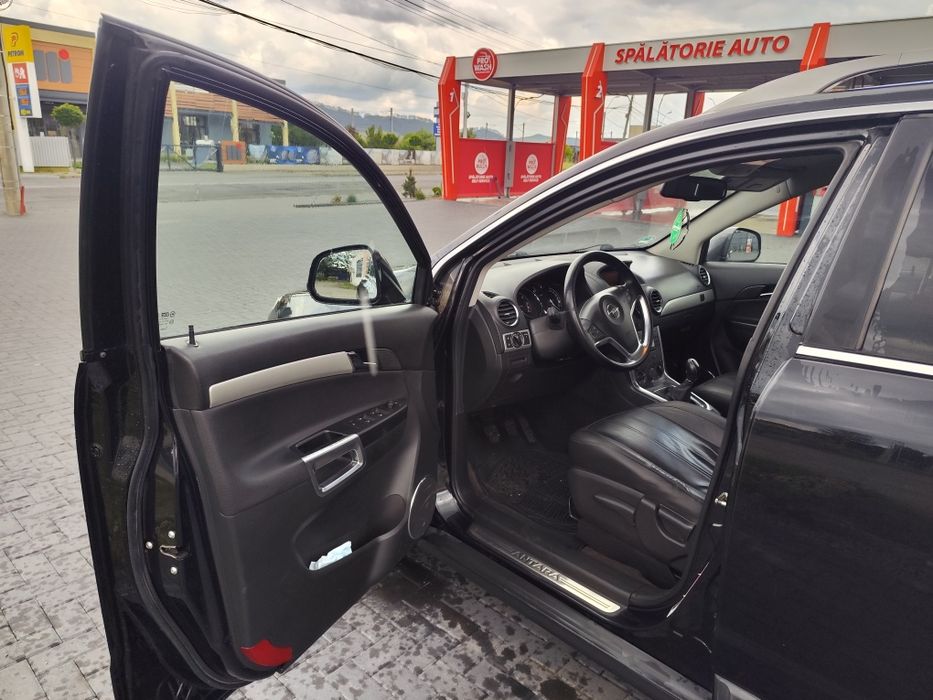 Vând Opel Antara