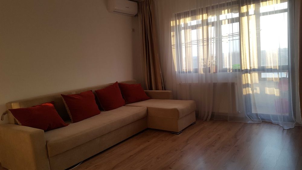 Inchiriez ap 2 camere, decomandat,mobilat+utilat+loc de parcare.