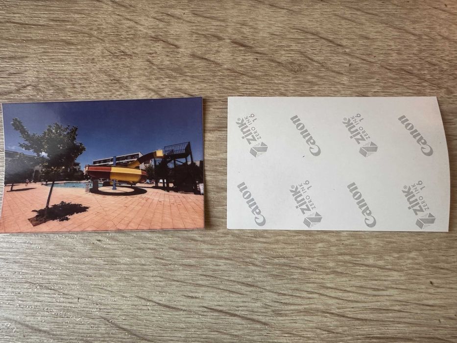 Принтиране на цветни снимки на стикери