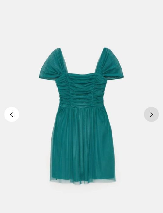 Къса официална рокля