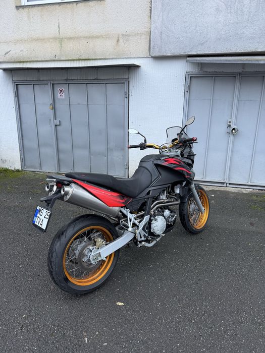 Aprilia Pegaso 650 Strada Factory Edition A2 Inmatriculat