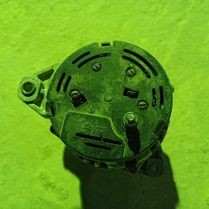 Запчасти тойота hilux